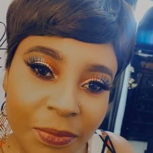 Meet your Posher, Beverly